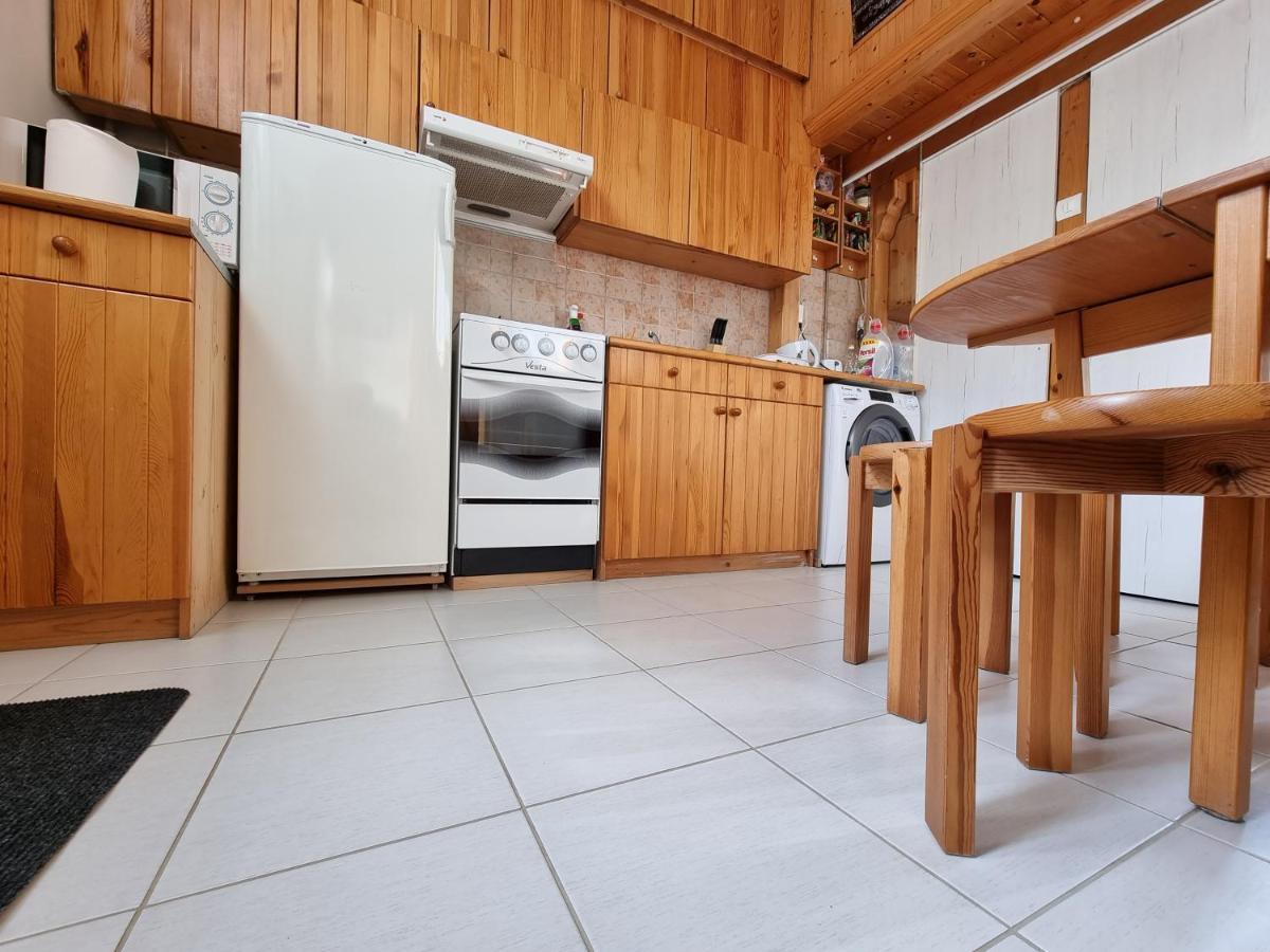 Little Cozy Apartman Miskolc Exterior photo