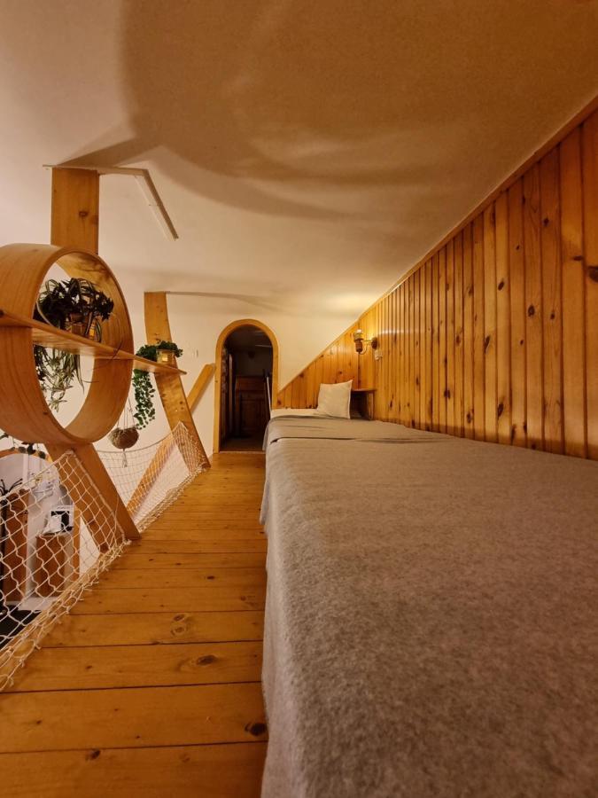 Little Cozy Apartman Miskolc Exterior photo